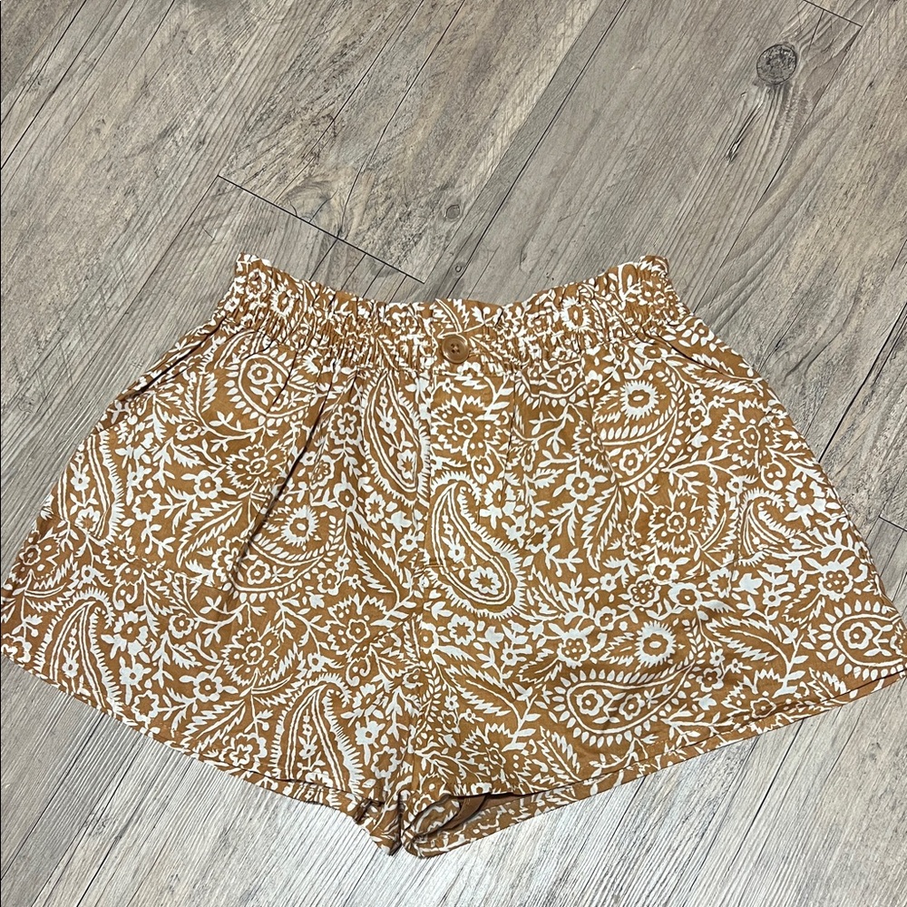 Janie and Jack Tan Paisley Women's High Waist Shorts